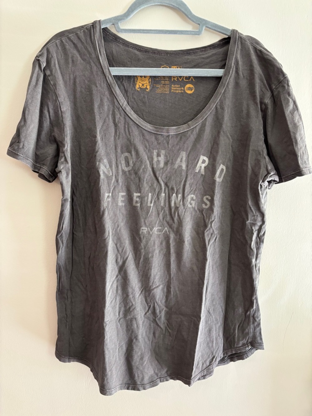 RVCA Women's Charcoal Scoop Neck Graphic Tee - No Hard Feelings